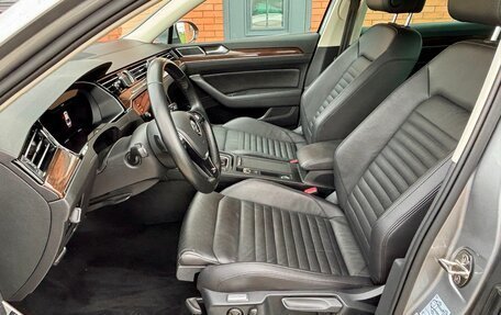 Volkswagen Passat B8 рестайлинг, 2019 год, 3 250 000 рублей, 15 фотография