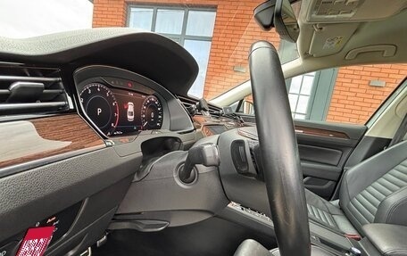 Volkswagen Passat B8 рестайлинг, 2019 год, 3 250 000 рублей, 24 фотография