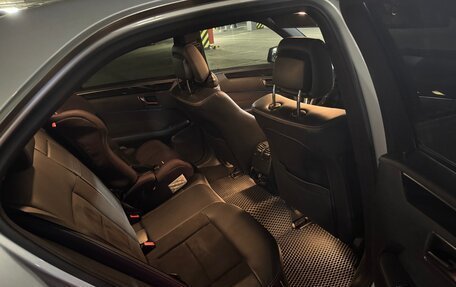 Mercedes-Benz E-Класс, 2015 год, 2 330 000 рублей, 12 фотография