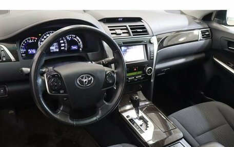 Toyota Camry, 2014 год, 1 724 000 рублей, 6 фотография