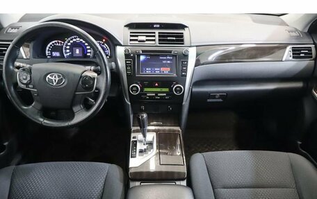 Toyota Camry, 2014 год, 1 724 000 рублей, 11 фотография