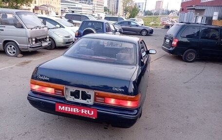 Toyota Crown, 1995 год, 700 000 рублей, 2 фотография