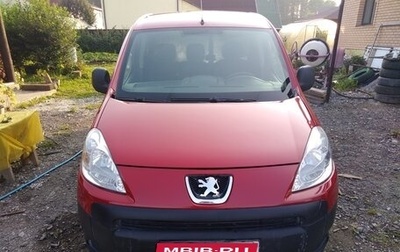 Peugeot Partner II рестайлинг 2, 2011 год, 650 000 рублей, 1 фотография