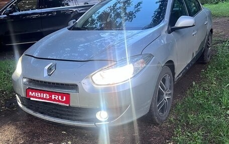 Renault Fluence I, 2012 год, 820 000 рублей, 2 фотография
