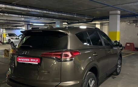 Toyota RAV4, 2017 год, 2 383 000 рублей, 8 фотография