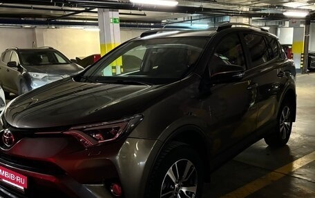 Toyota RAV4, 2017 год, 2 383 000 рублей, 7 фотография