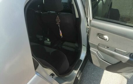 Nissan Tiida, 2011 год, 680 000 рублей, 14 фотография