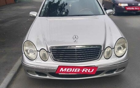 Mercedes-Benz E-Класс, 2004 год, 750 000 рублей, 2 фотография