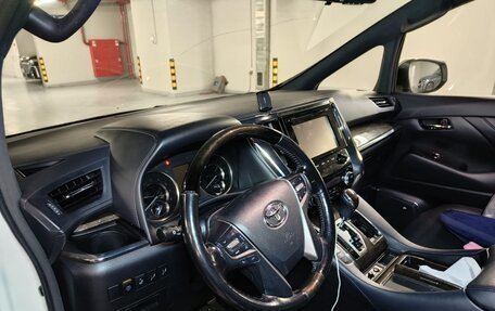 Toyota Alphard III, 2019 год, 6 000 000 рублей, 15 фотография