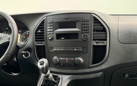 Mercedes-Benz Vito, 2015 год, 2 490 000 рублей, 17 фотография