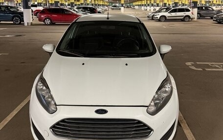 Ford Fiesta, 2015 год, 600 000 рублей, 2 фотография