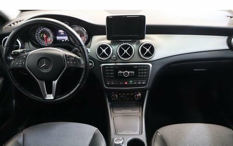 Mercedes-Benz GLA, 2014 год, 1 800 000 рублей, 9 фотография