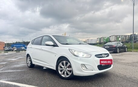 Hyundai Solaris II рестайлинг, 2012 год, 830 000 рублей, 3 фотография