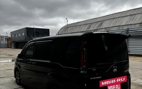 Honda Stepwgn IV, 2019 год, 2 300 000 рублей, 7 фотография
