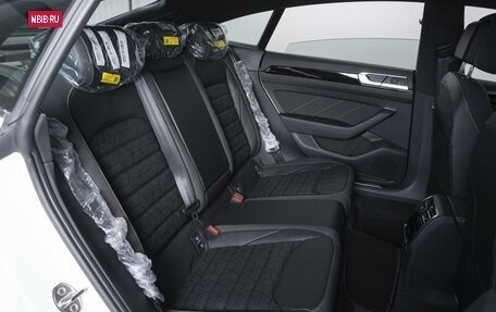 Volkswagen Passat CC, 2024 год, 4 879 000 рублей, 12 фотография