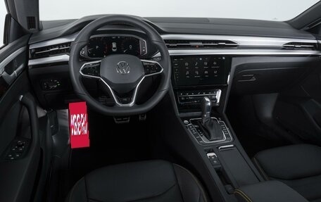 Volkswagen Passat CC, 2024 год, 4 879 000 рублей, 11 фотография