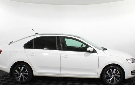 Skoda Rapid I, 2018 год, 1 365 000 рублей, 4 фотография