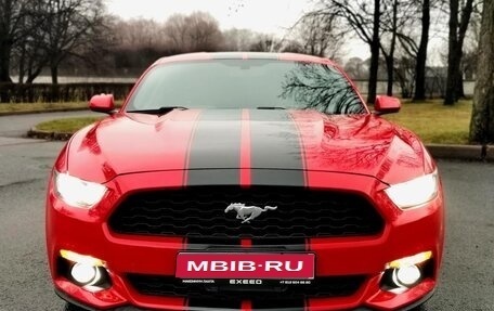 Ford Mustang VI рестайлинг, 2016 год, 2 390 000 рублей, 1 фотография
