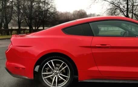 Ford Mustang VI рестайлинг, 2016 год, 2 390 000 рублей, 10 фотография