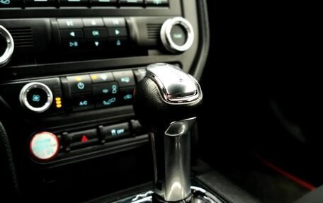 Ford Mustang VI рестайлинг, 2016 год, 2 390 000 рублей, 14 фотография