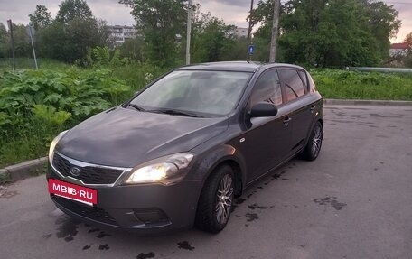 KIA cee'd I рестайлинг, 2010 год, 650 000 рублей, 5 фотография