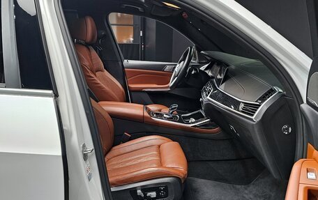 BMW X7, 2021 год, 10 750 000 рублей, 8 фотография