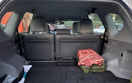Toyota Prius v (+) I (ZVW40/41) рестайлинг, 2015 год, 1 350 000 рублей, 26 фотография