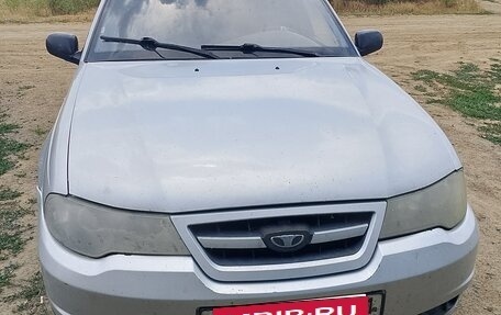 Daewoo Nexia I рестайлинг, 2010 год, 300 000 рублей, 4 фотография