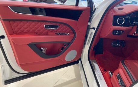 Bentley Bentayga I, 2021 год, 18 900 000 рублей, 7 фотография