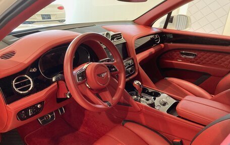Bentley Bentayga I, 2021 год, 18 900 000 рублей, 5 фотография