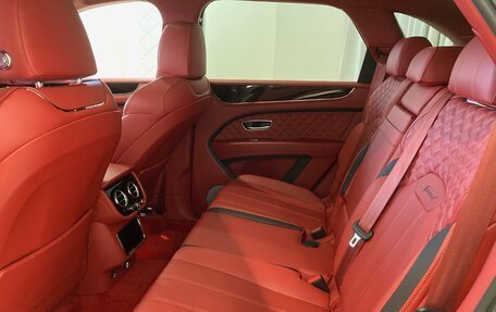 Bentley Bentayga I, 2021 год, 18 900 000 рублей, 8 фотография