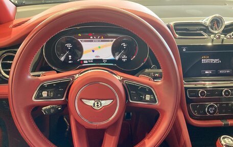 Bentley Bentayga I, 2021 год, 18 900 000 рублей, 9 фотография