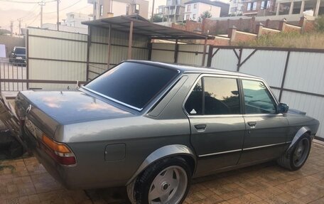 BMW 5 серия, 1985 год, 750 000 рублей, 4 фотография