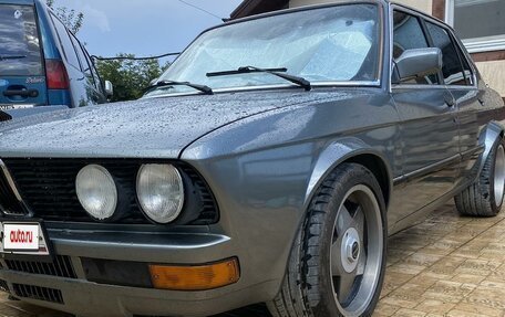 BMW 5 серия, 1985 год, 750 000 рублей, 18 фотография