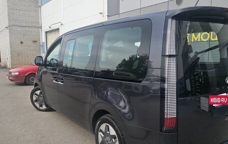 Hyundai Staria, 2022 год, 4 567 890 рублей, 16 фотография
