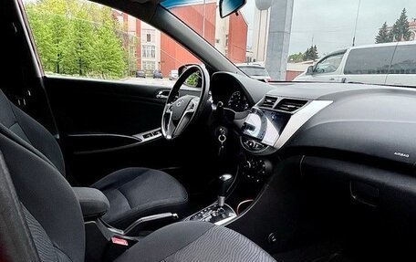 Hyundai Solaris II рестайлинг, 2011 год, 715 000 рублей, 11 фотография