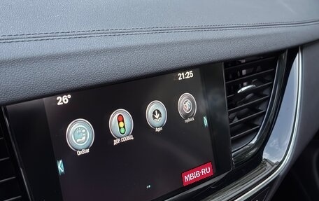 Buick Regal VI, 2017 год, 2 950 000 рублей, 32 фотография