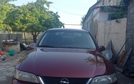 Opel Vectra B рестайлинг, 2000 год, 220 000 рублей, 1 фотография