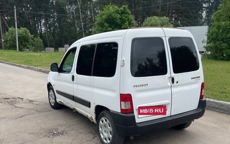 Peugeot Partner II рестайлинг 2, 2010 год, 370 000 рублей, 4 фотография