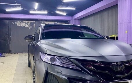 Toyota Camry, 2020 год, 2 720 000 рублей, 10 фотография