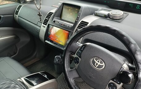 Toyota Prius, 2008 год, 950 000 рублей, 9 фотография
