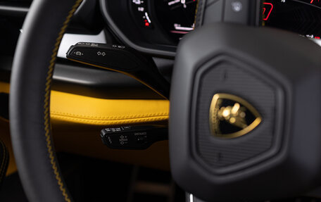 Lamborghini Urus I, 2025 год, 48 590 000 рублей, 16 фотография