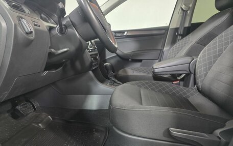 Skoda Rapid I, 2019 год, 1 300 000 рублей, 10 фотография