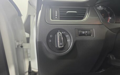 Skoda Rapid I, 2019 год, 1 300 000 рублей, 9 фотография