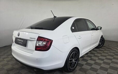 Skoda Rapid I, 2019 год, 1 300 000 рублей, 6 фотография