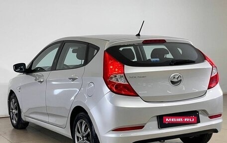 Hyundai Solaris II рестайлинг, 2016 год, 873 000 рублей, 5 фотография