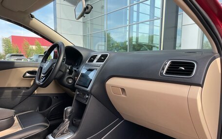 Volkswagen Polo VI (EU Market), 2017 год, 1 050 000 рублей, 21 фотография