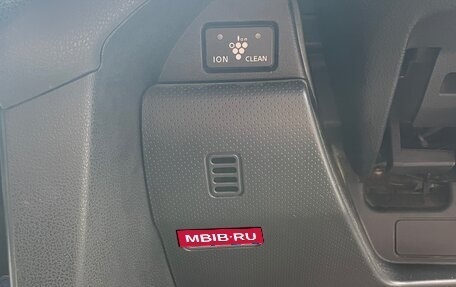 Nissan Wingroad III, 2010 год, 680 000 рублей, 21 фотография