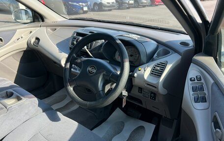 Nissan Tino, 1999 год, 449 999 рублей, 10 фотография
