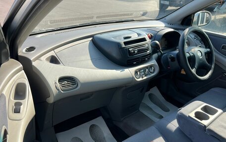 Nissan Tino, 1999 год, 449 999 рублей, 12 фотография